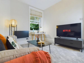 1 Bed Apartment West Kensington, London